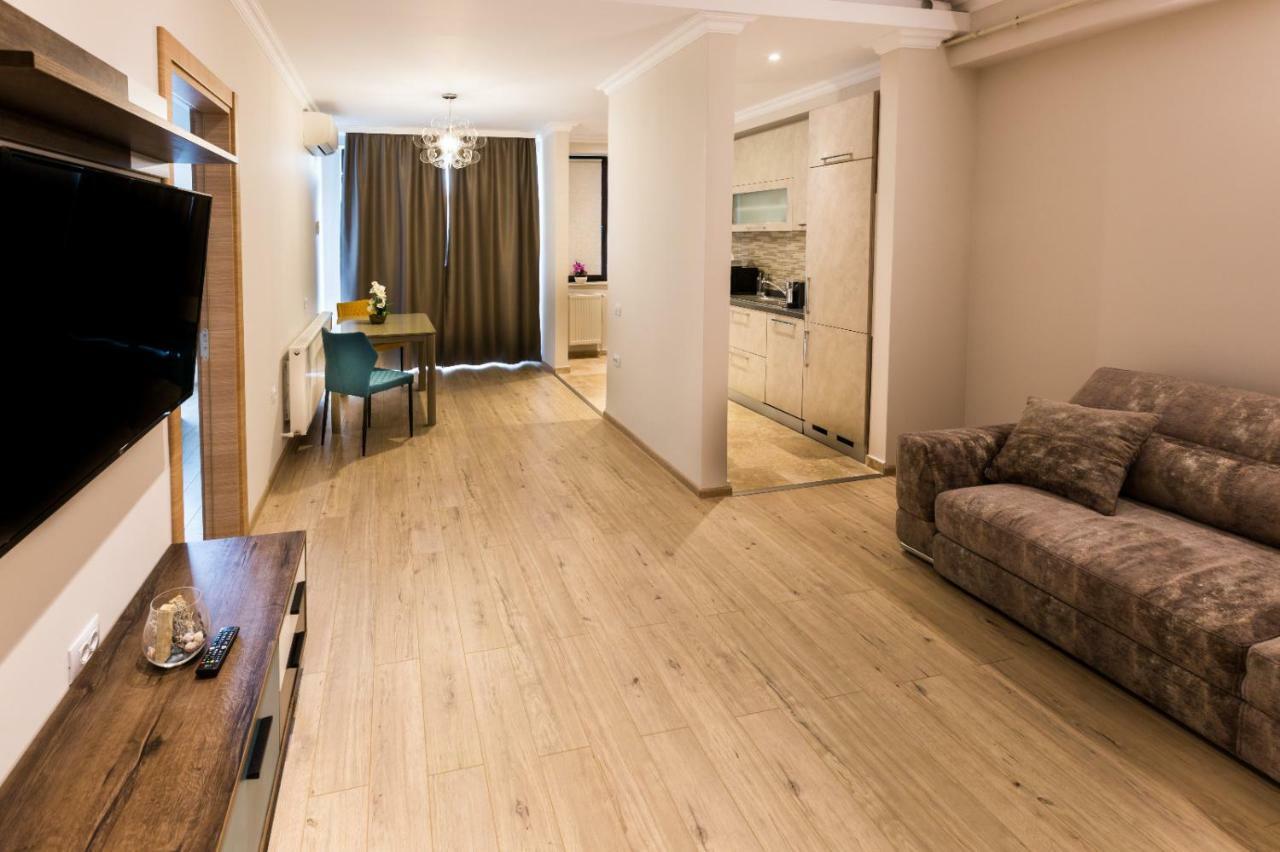 Rose Luxury Apartment 马马亚 外观 照片