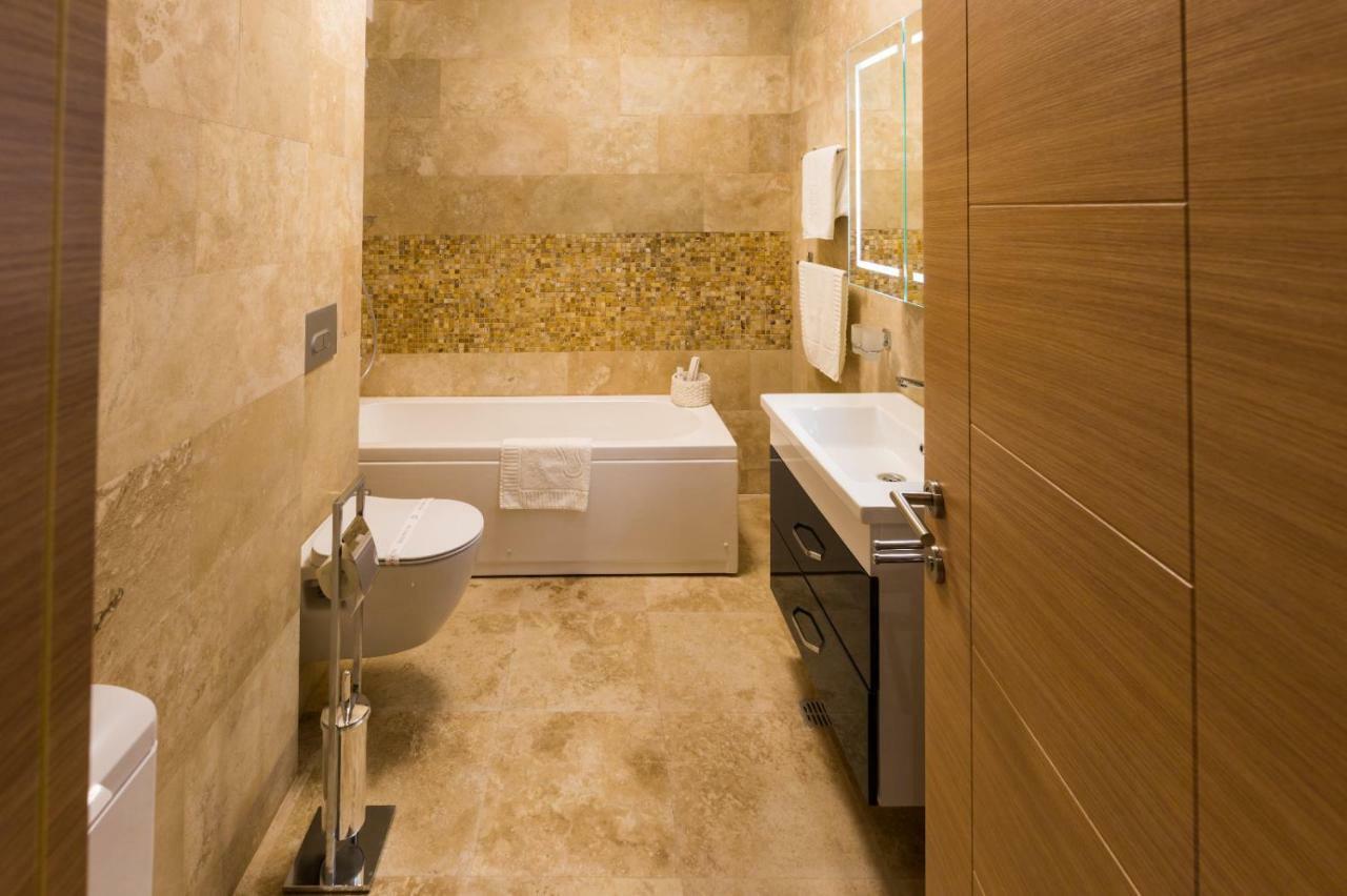 Rose Luxury Apartment 马马亚 外观 照片